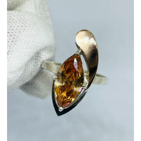 Серебряное кольцо 925*с позолотой 585*